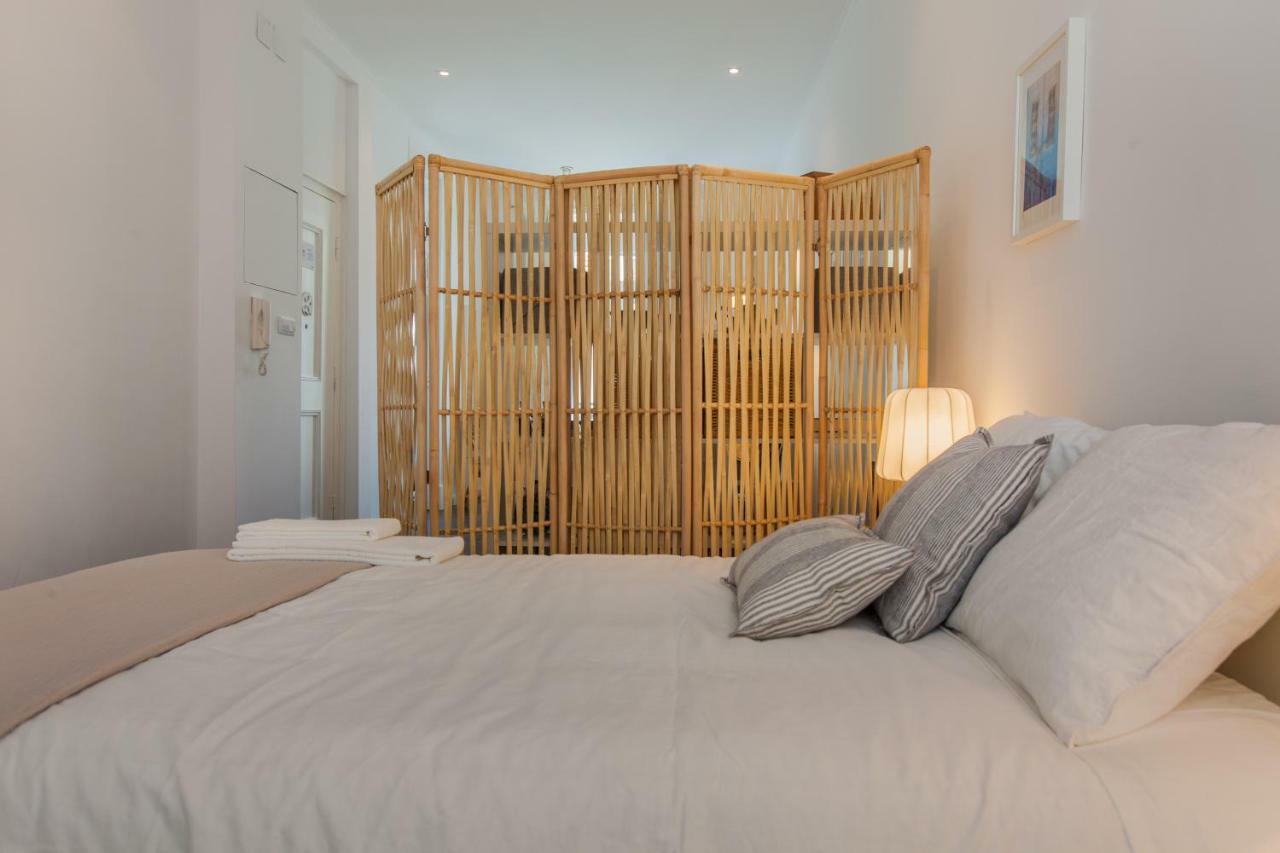 Typical Light Filled Graça Apartment, By TimeCooler Lisboa Exterior foto